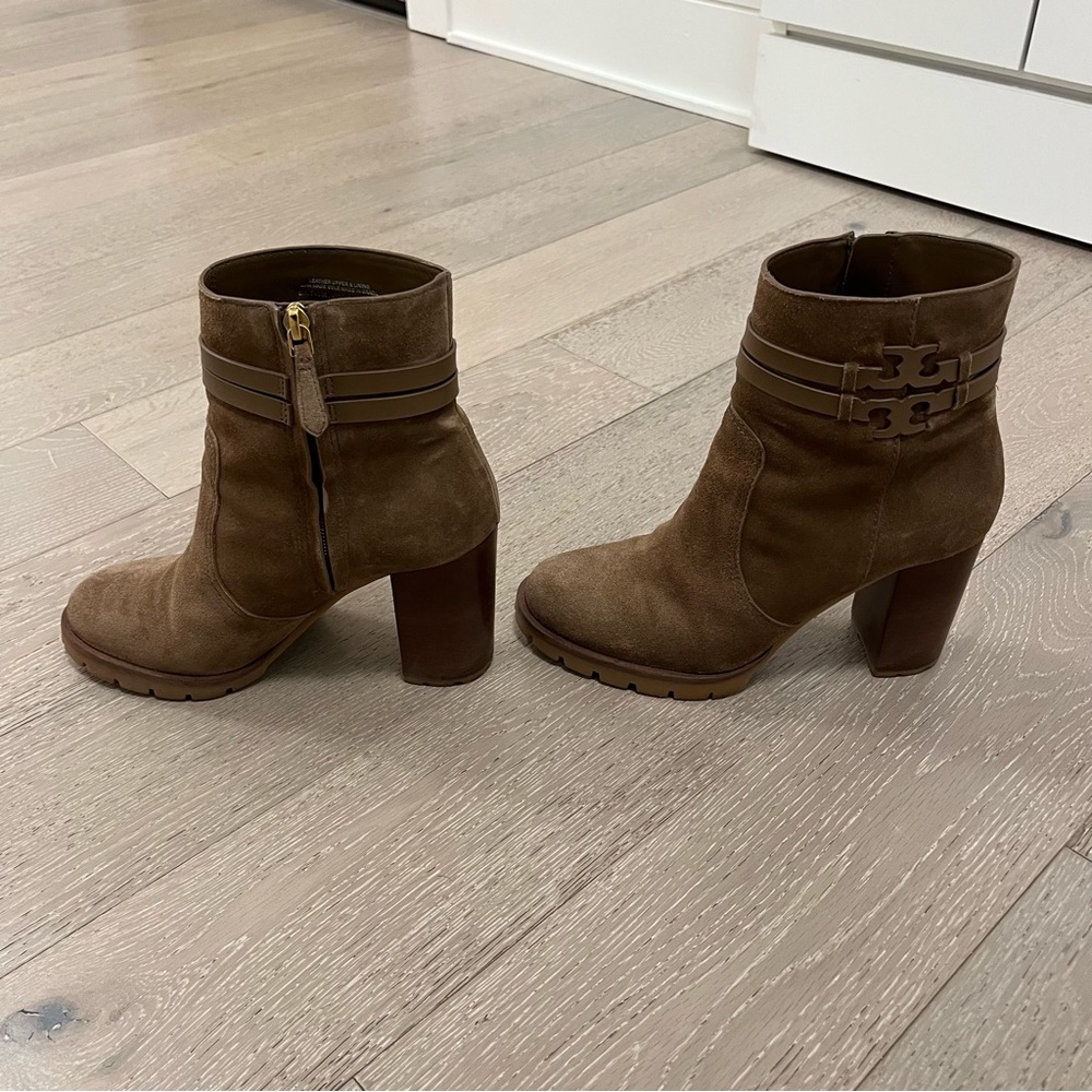 Tory Burch Lug Sole Ankle Booties in Brown Suede - Size 7